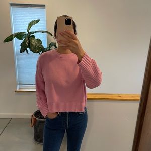 Comfy Topshop sweater. Good condition! Machine washable.